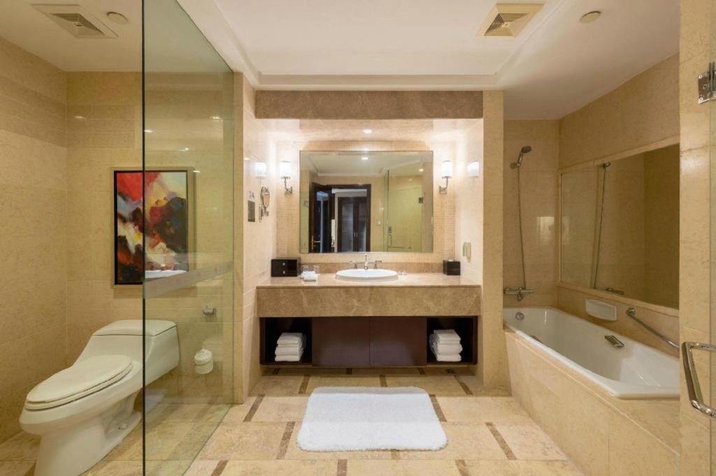 Golden Eagle Summit Hotel Downtown Nanjing  Exterior photo